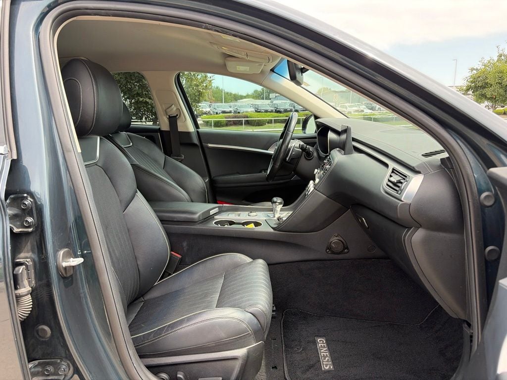 2022 Genesis G70 3.3T