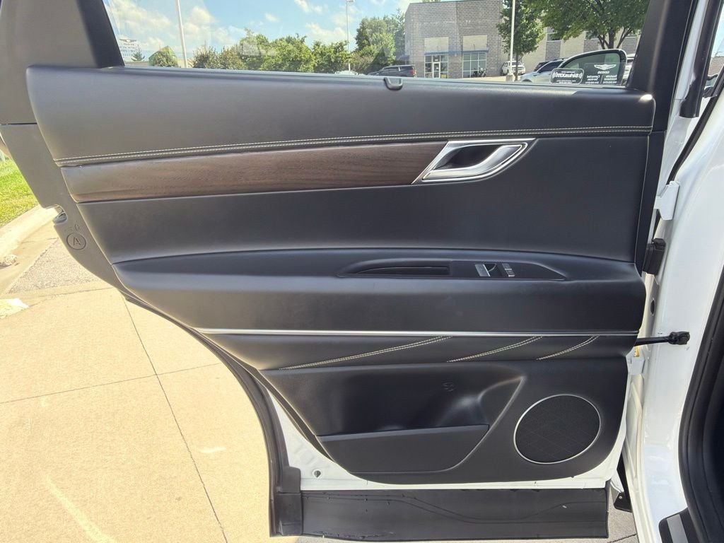 2024 Genesis GV80 2.5T