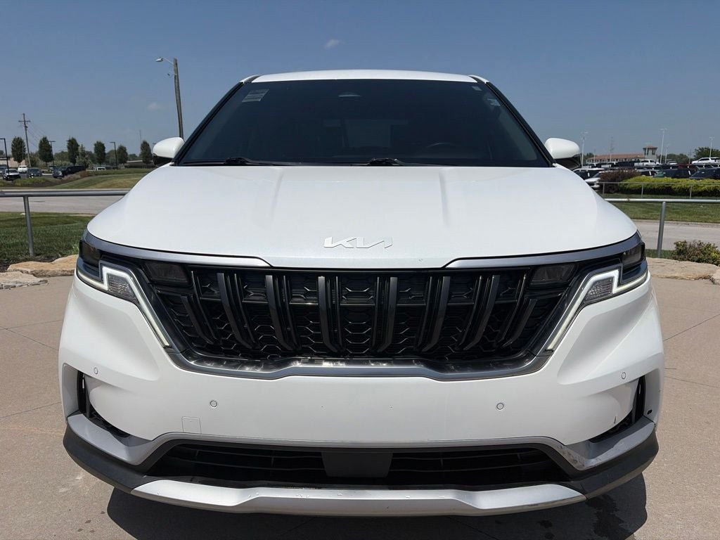 2024 Kia Carnival EX