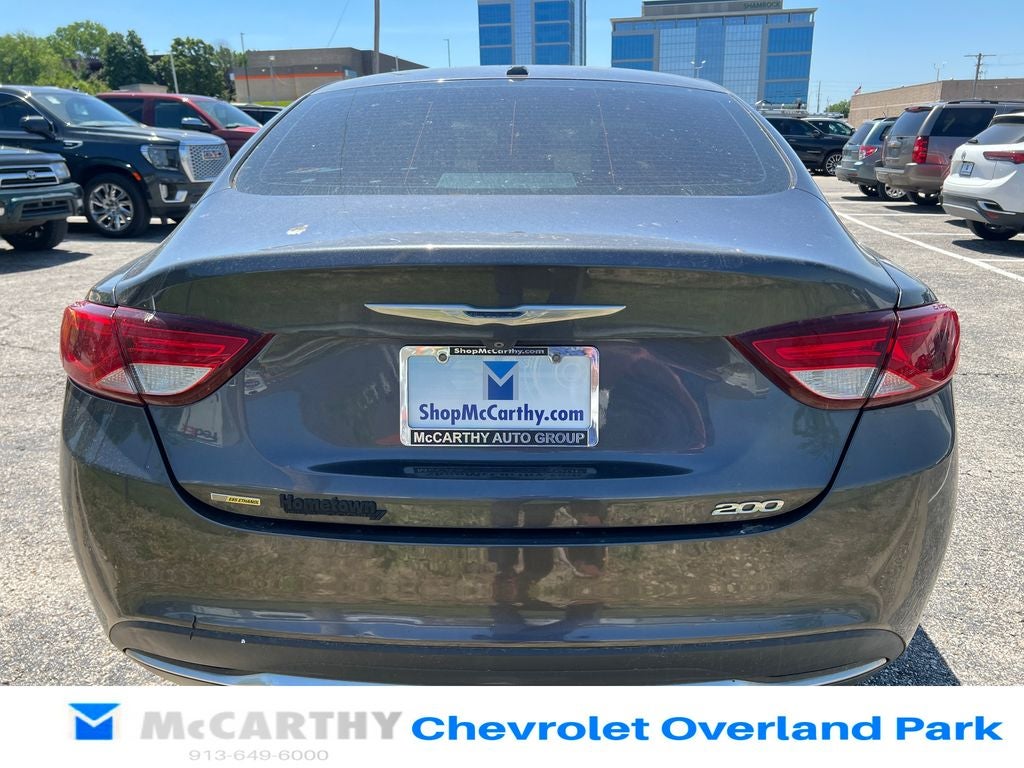 2015 Chrysler 200 Limited