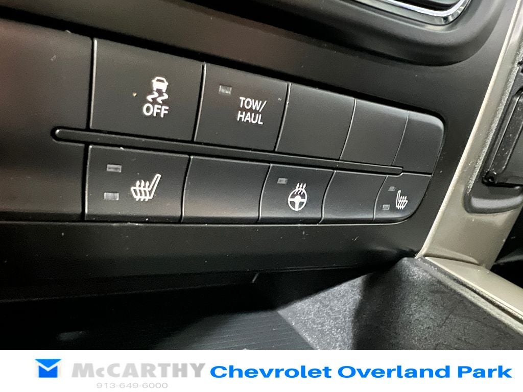 2018 RAM 1500 SLT