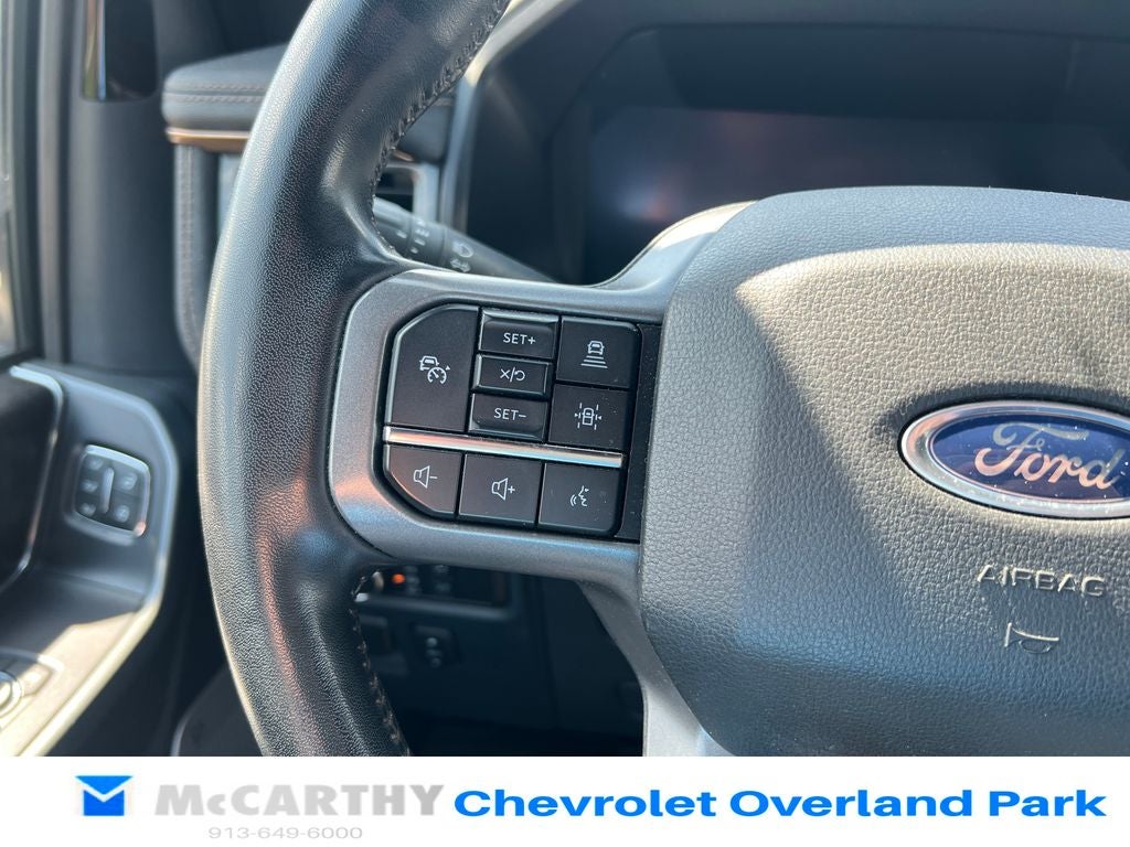 2022 Ford F-150 Lightning Lariat