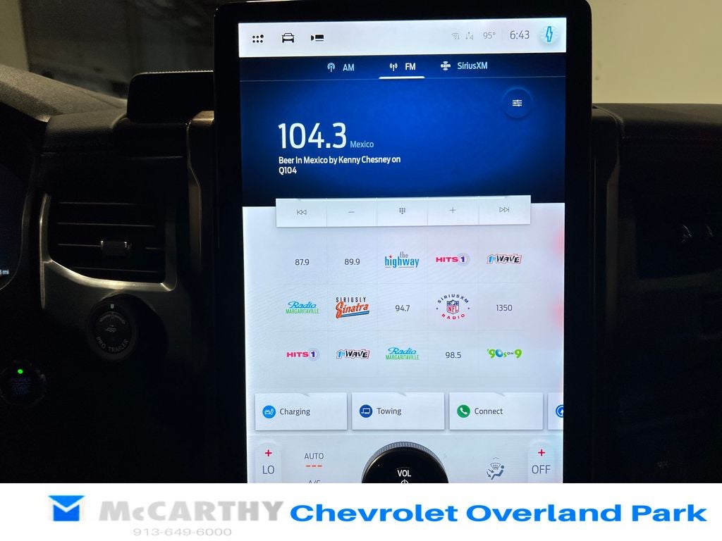2022 Ford F-150 Lightning Lariat