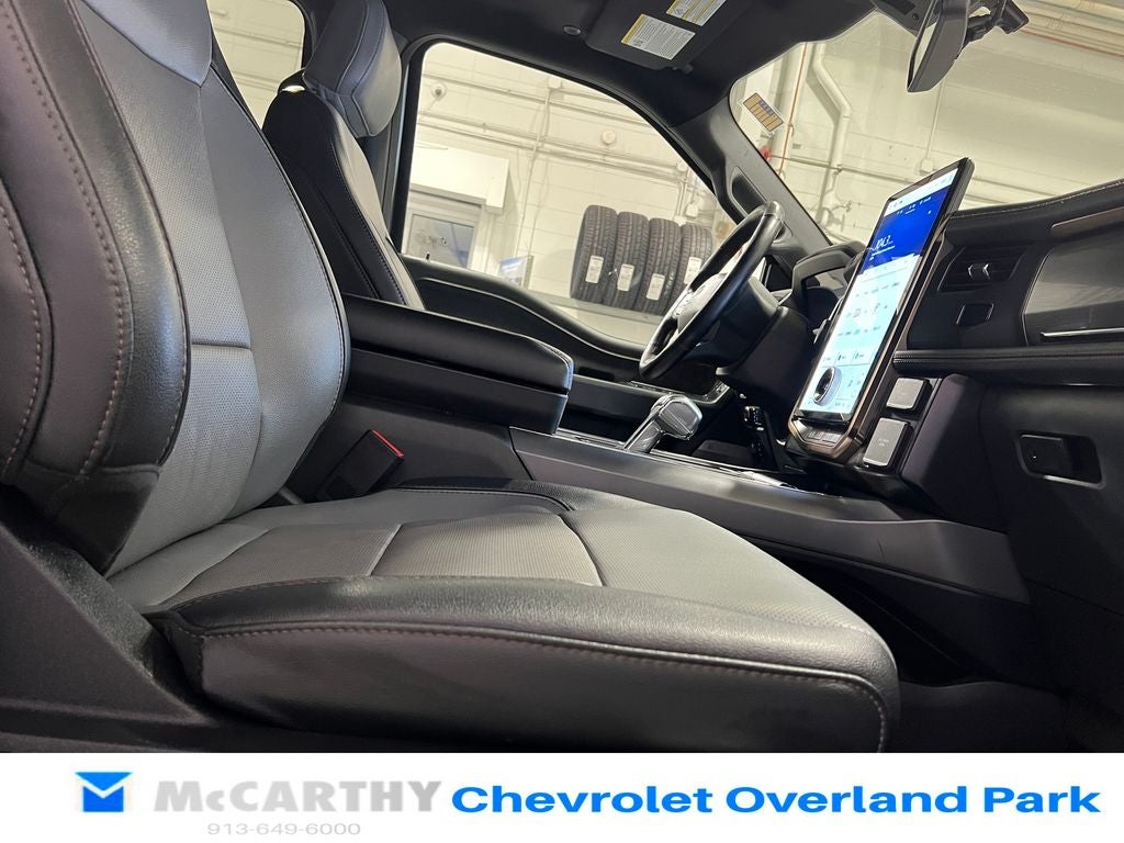 2022 Ford F-150 Lightning Lariat