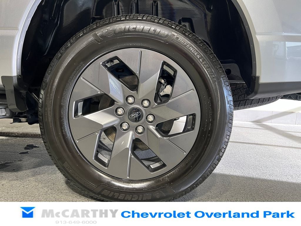 2022 Ford F-150 Lightning Lariat