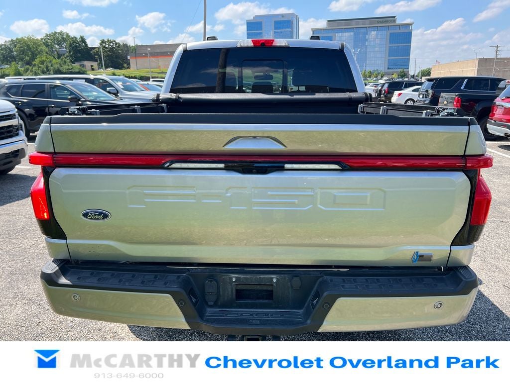 2022 Ford F-150 Lightning Lariat