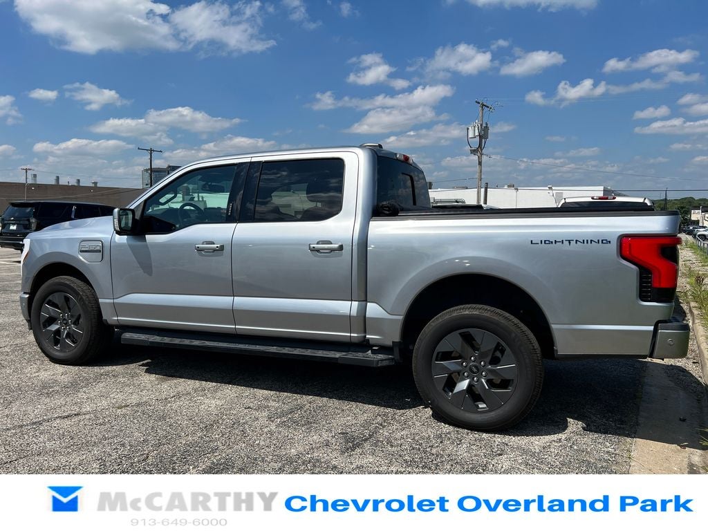 2022 Ford F-150 Lightning Lariat