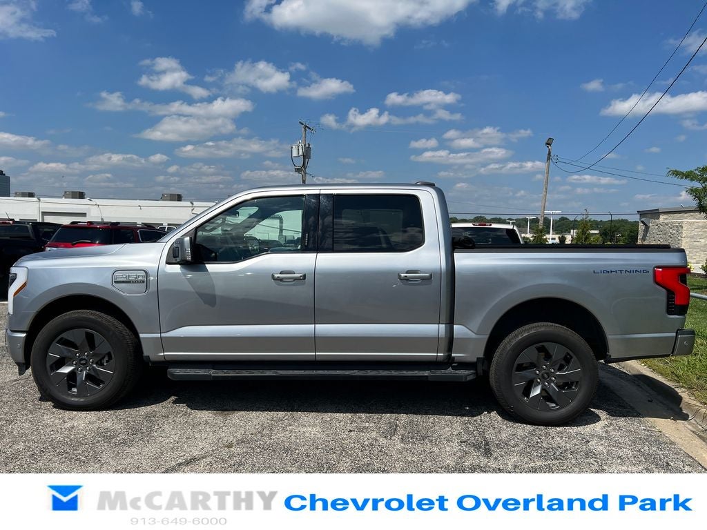 2022 Ford F-150 Lightning Lariat