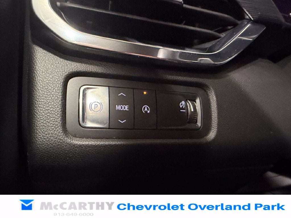 2024 GMC Acadia Elevation