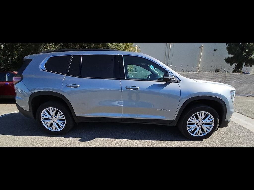 2024 GMC Acadia Elevation