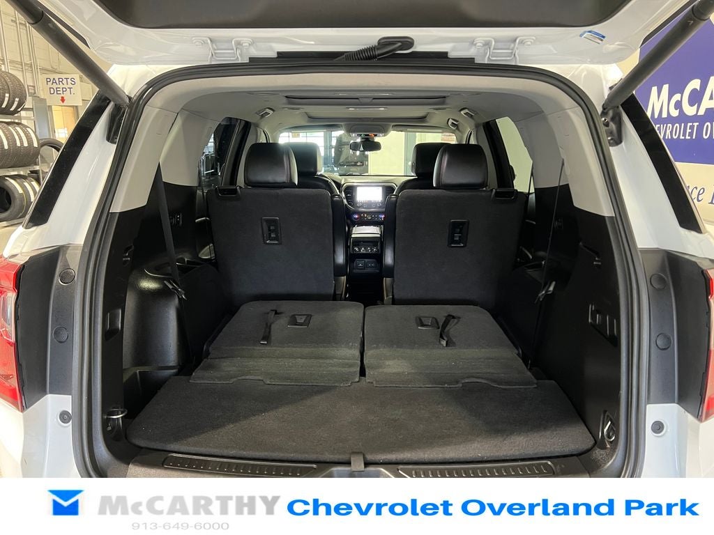 2021 GMC Acadia AT4