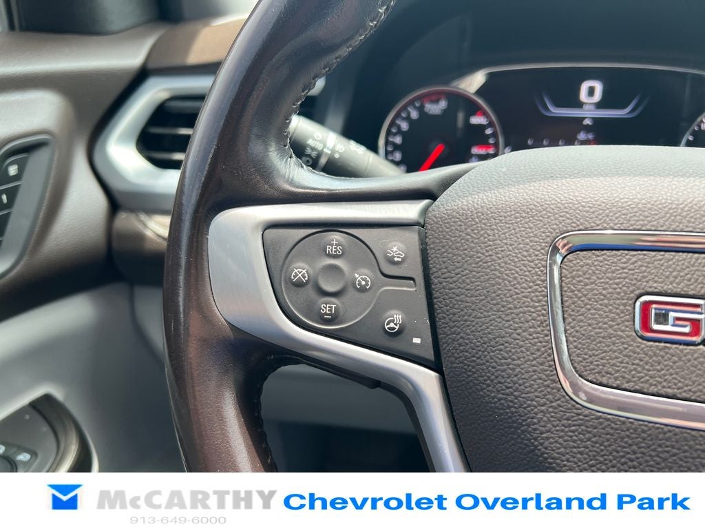 2021 GMC Acadia SLT