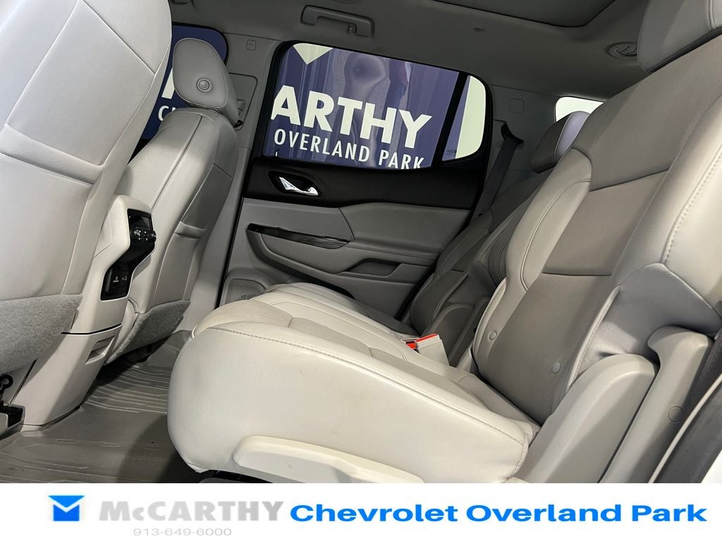 2021 GMC Acadia SLT