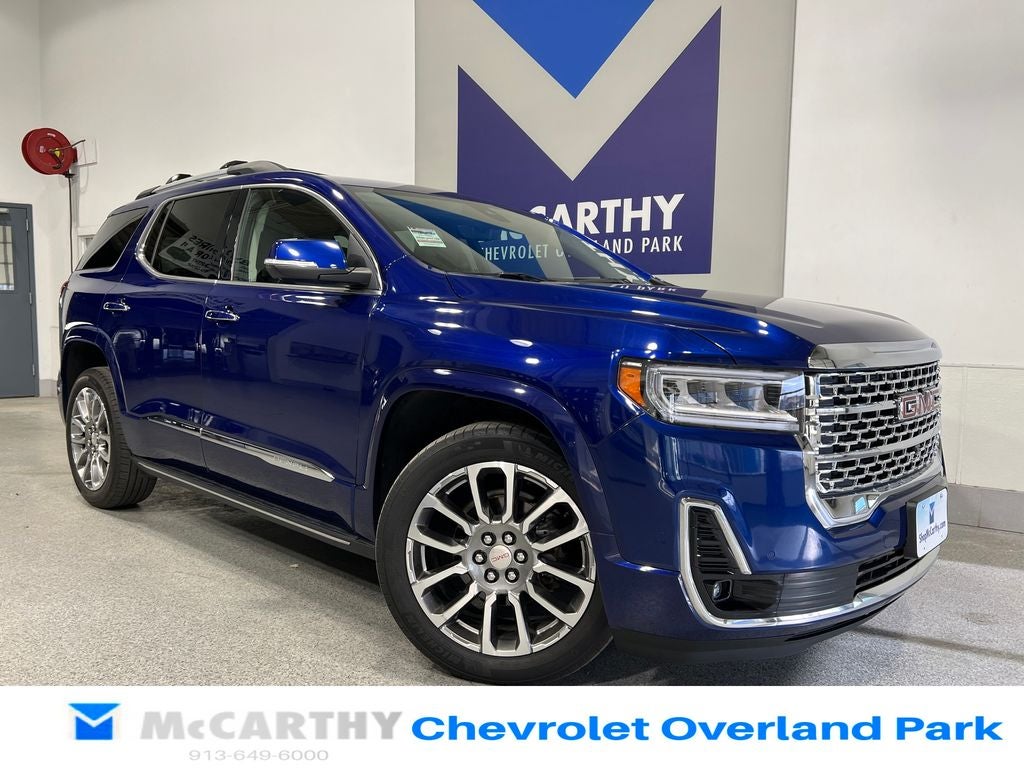2023 GMC Acadia Denali