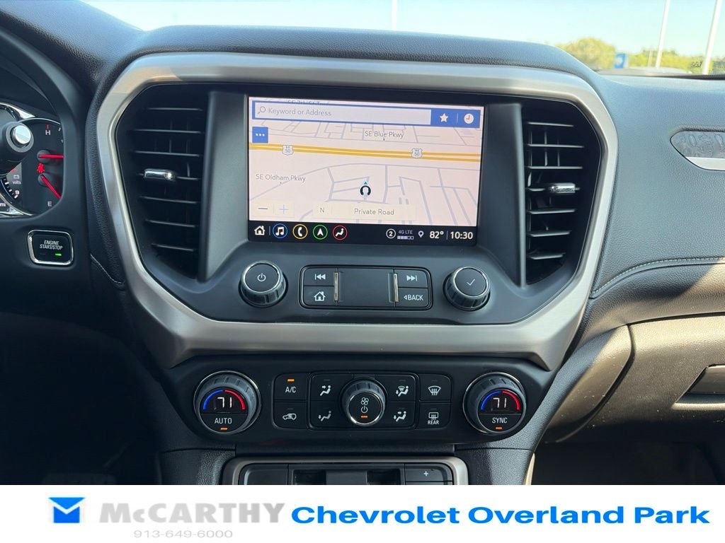 2023 GMC Acadia Denali