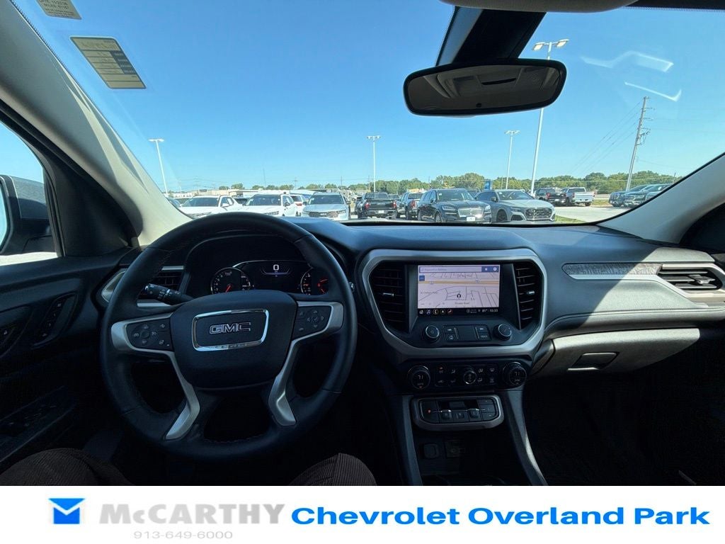 2023 GMC Acadia Denali