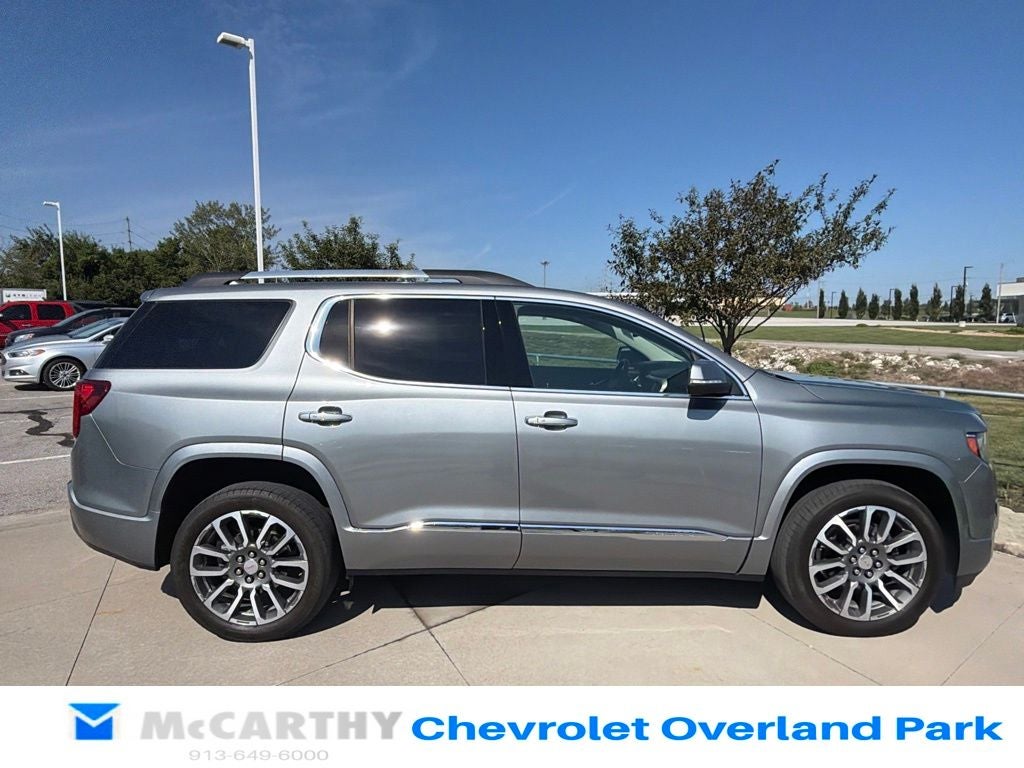2023 GMC Acadia Denali