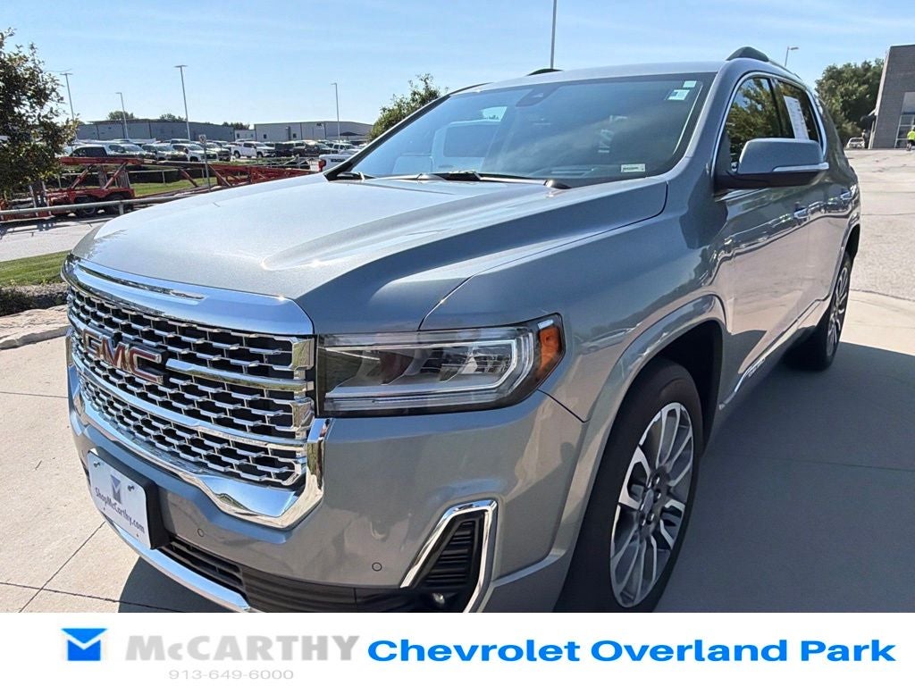 2023 GMC Acadia Denali