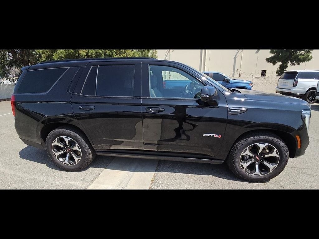 2025 GMC Yukon AT4