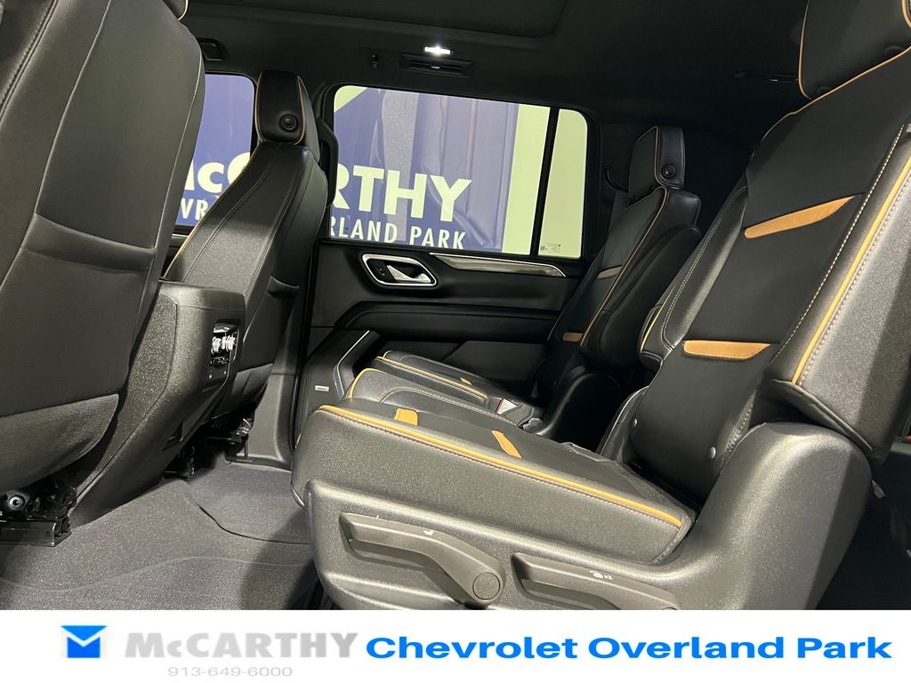 2023 GMC Yukon XL AT4