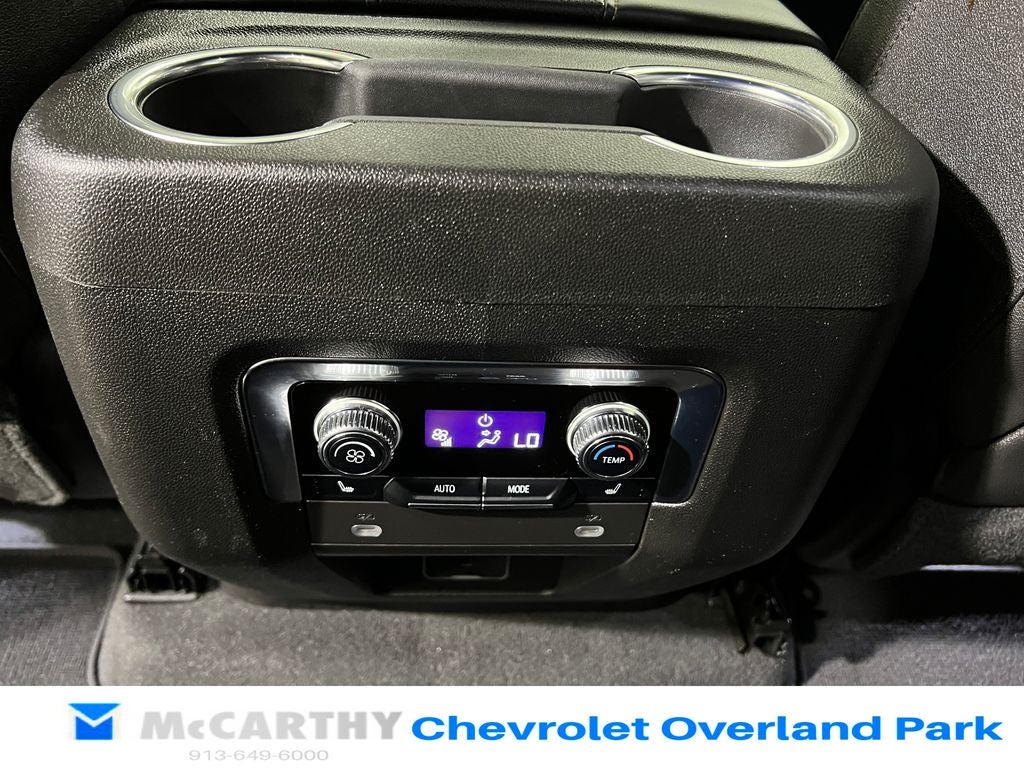 2023 GMC Yukon XL AT4