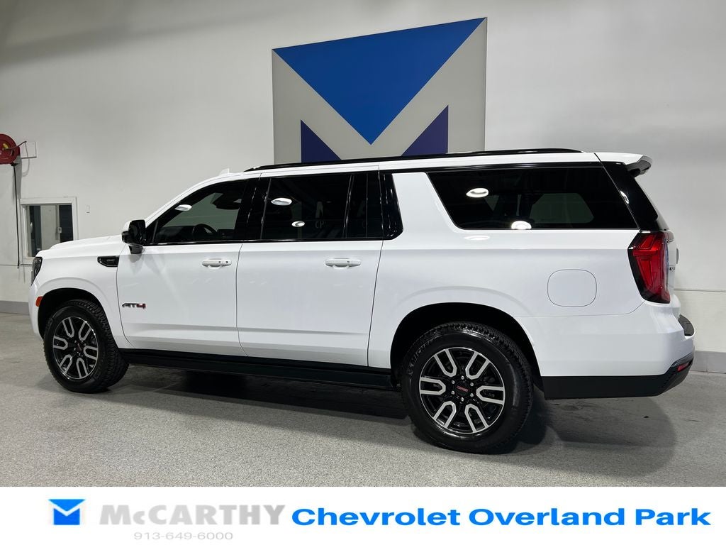 2023 GMC Yukon XL AT4