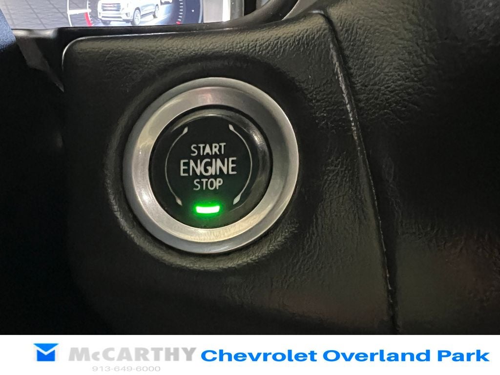2022 GMC Yukon XL AT4