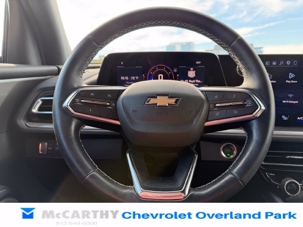 2024 Chevrolet Traverse LS