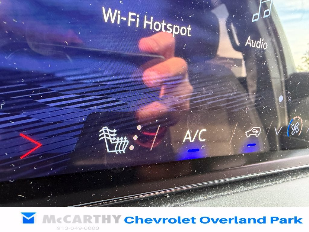 2024 Chevrolet Traverse LS