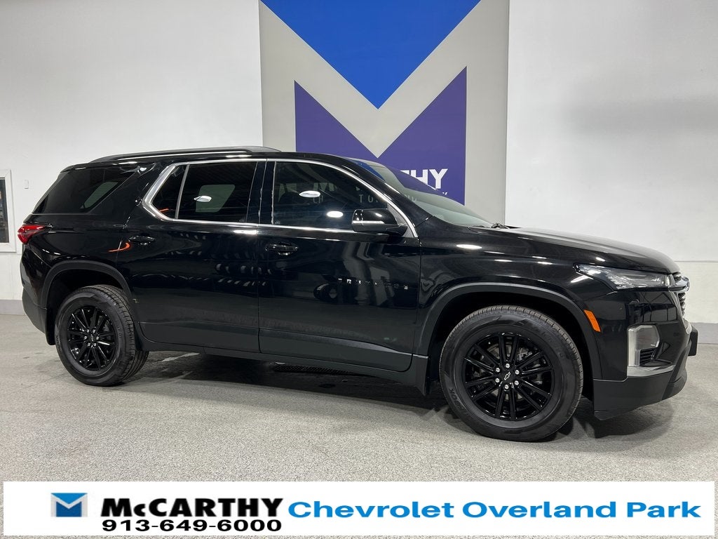 2022 Chevrolet Traverse LT Leather
