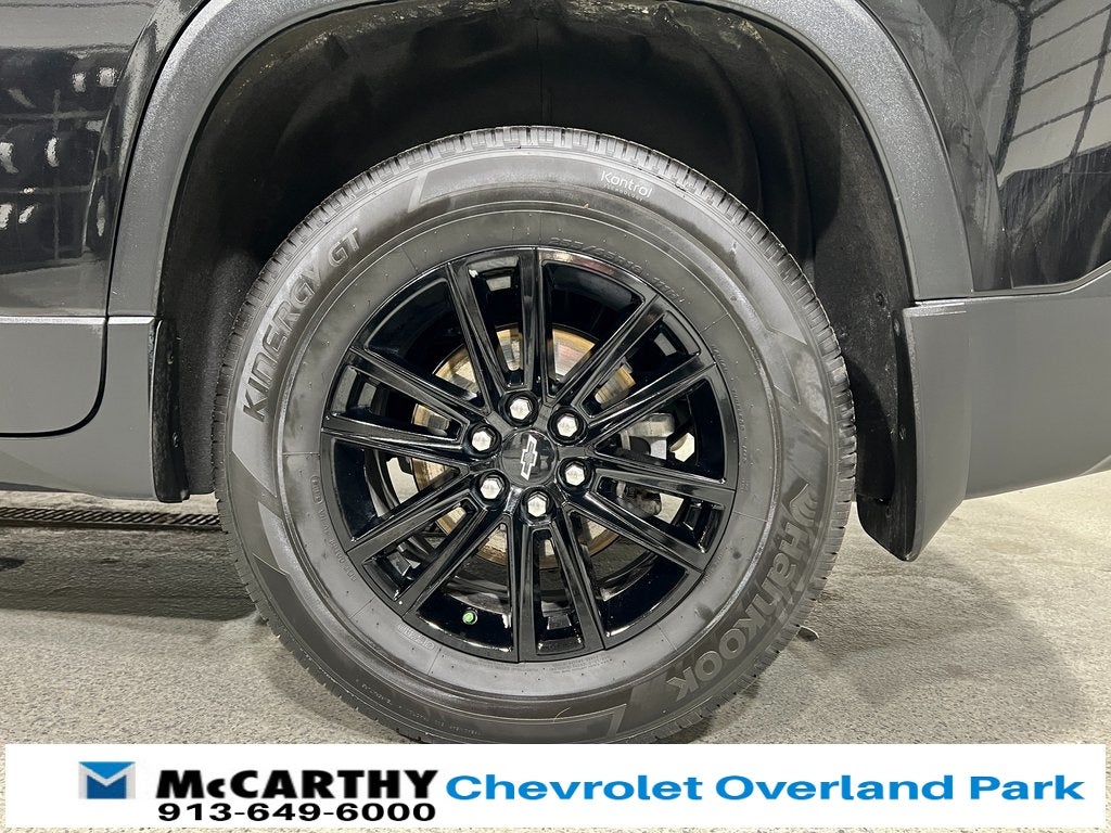 2022 Chevrolet Traverse LT Leather