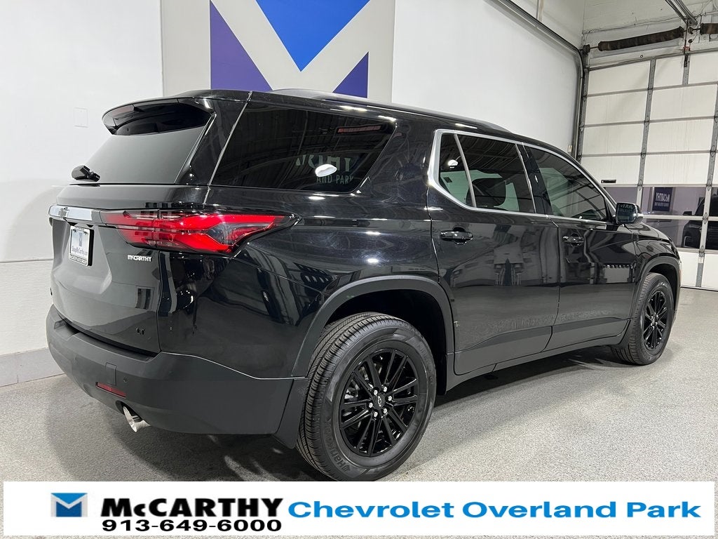 2022 Chevrolet Traverse LT Leather
