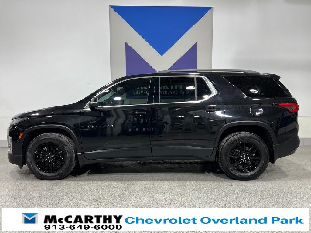2022 Chevrolet Traverse LT Leather