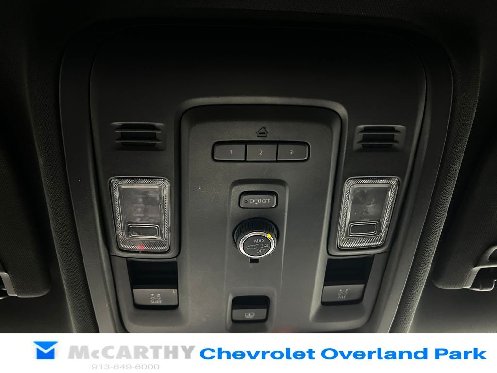2022 Chevrolet Suburban RST