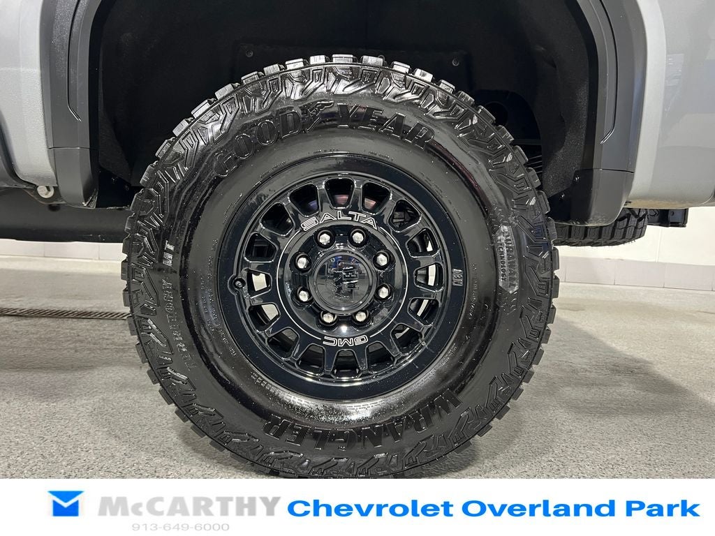 2025 GMC Sierra 2500HD AT4X