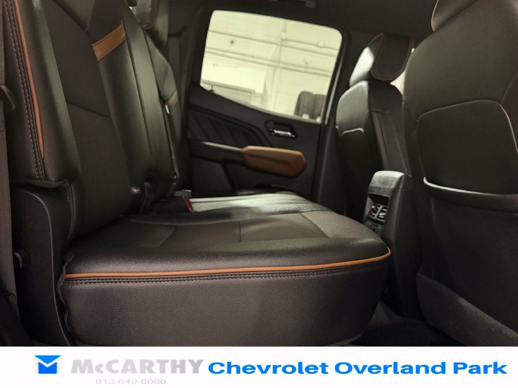 2023 GMC Canyon AT4