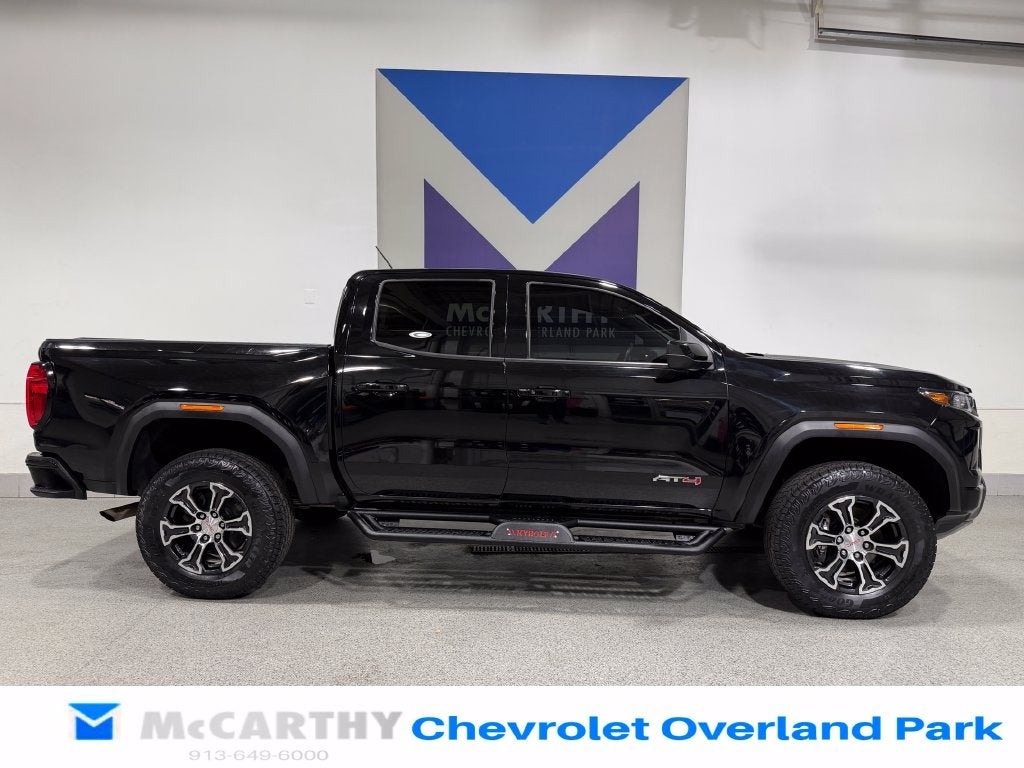 2023 GMC Canyon AT4
