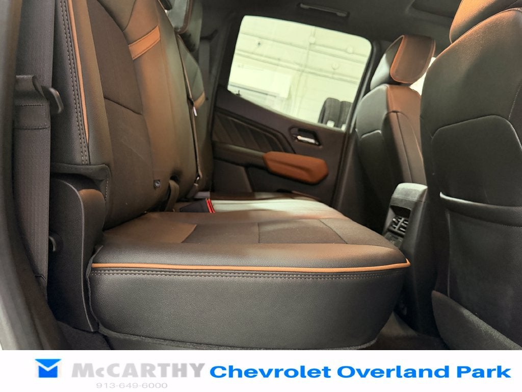 2023 GMC Canyon AT4