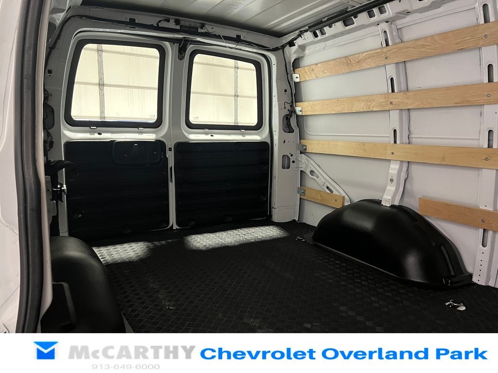 2024 GMC Savana 2500 Work Van