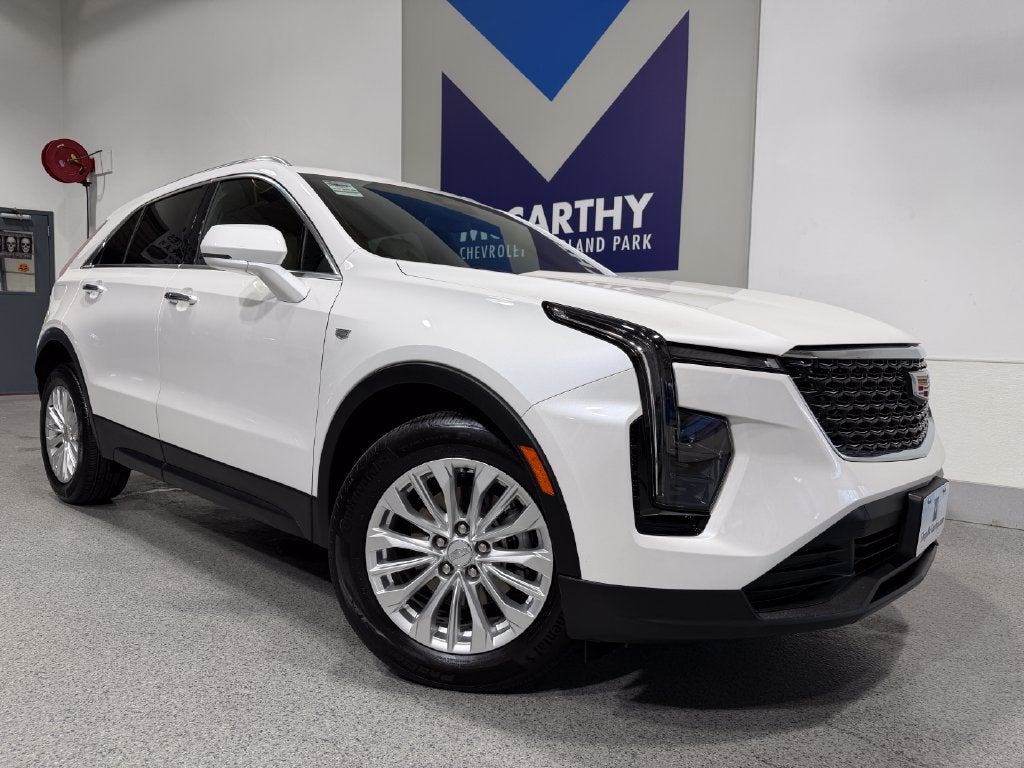 2024 Cadillac XT4 Luxury