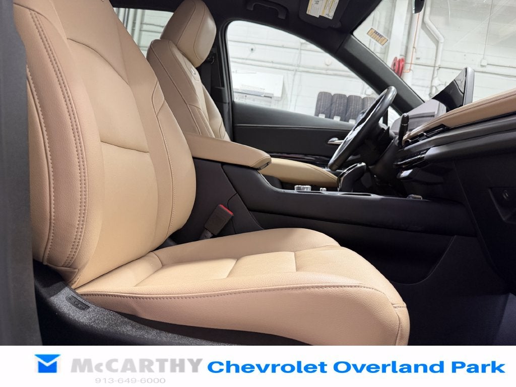 2024 Cadillac XT4 Luxury