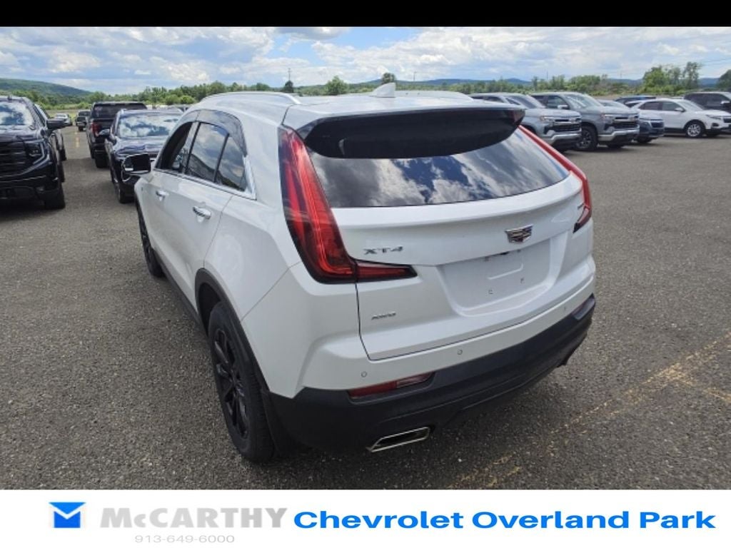 2022 Cadillac XT4 Luxury