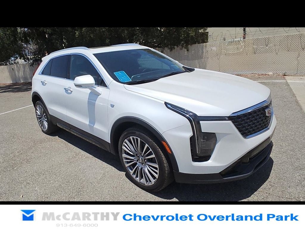 2024 Cadillac XT4 Premium Luxury