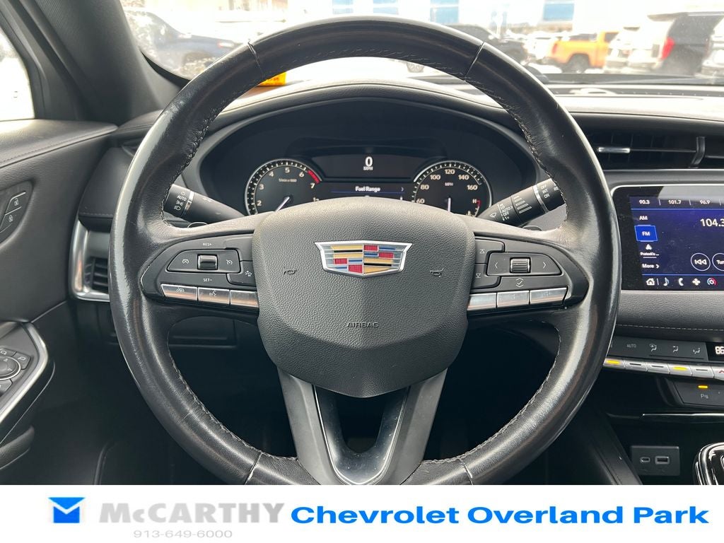 2023 Cadillac XT4 Premium Luxury