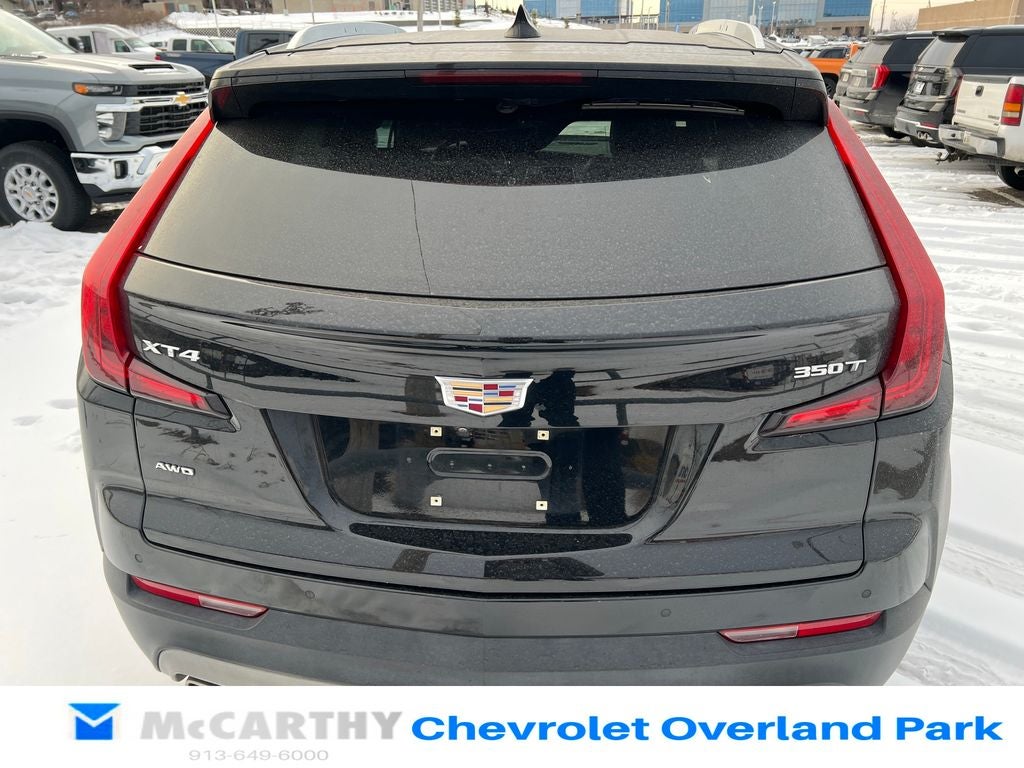 2023 Cadillac XT4 Premium Luxury