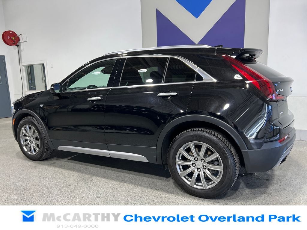 2021 Cadillac XT4 Premium Luxury
