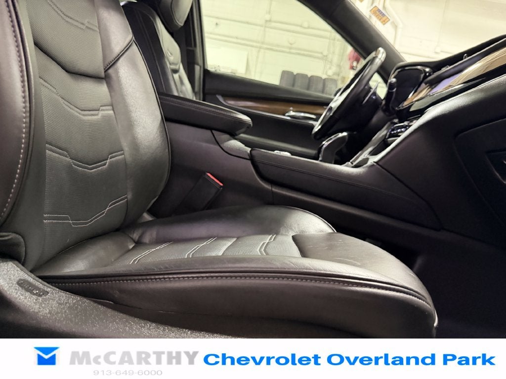 2022 Cadillac XT6 Sport