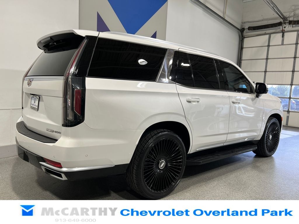 2022 Cadillac Escalade Premium Luxury