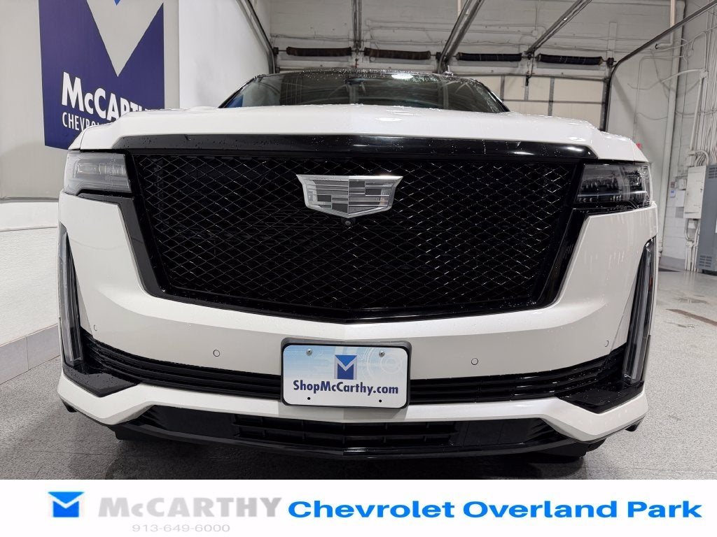 2023 Cadillac Escalade Sport