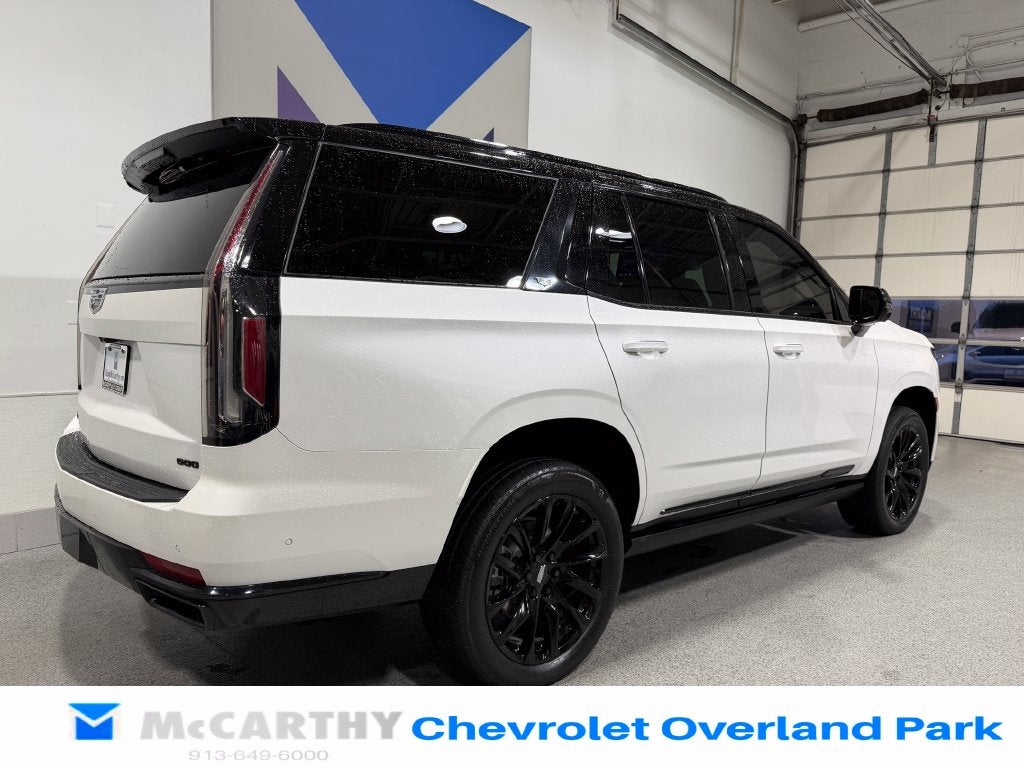 2023 Cadillac Escalade Sport